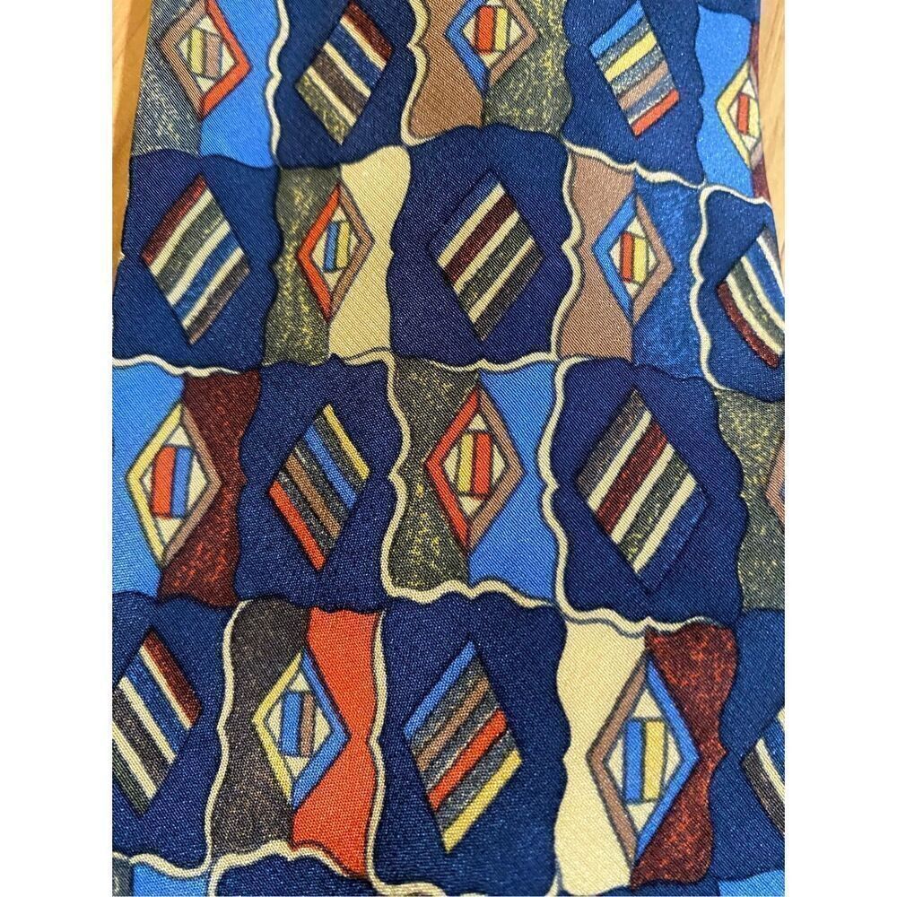 Barneys, New York, men’s vintage 100% silk diamond print a tie 57
